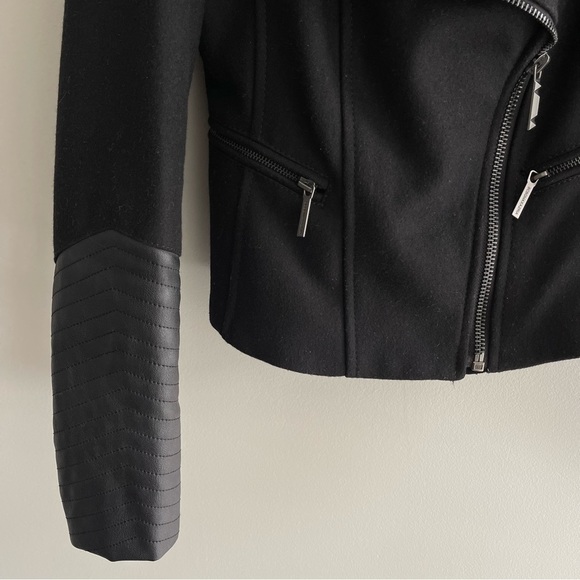 BCBGMaxAzria Women’s Black Faux Fur Trim Jacket - Picture 3 of 8